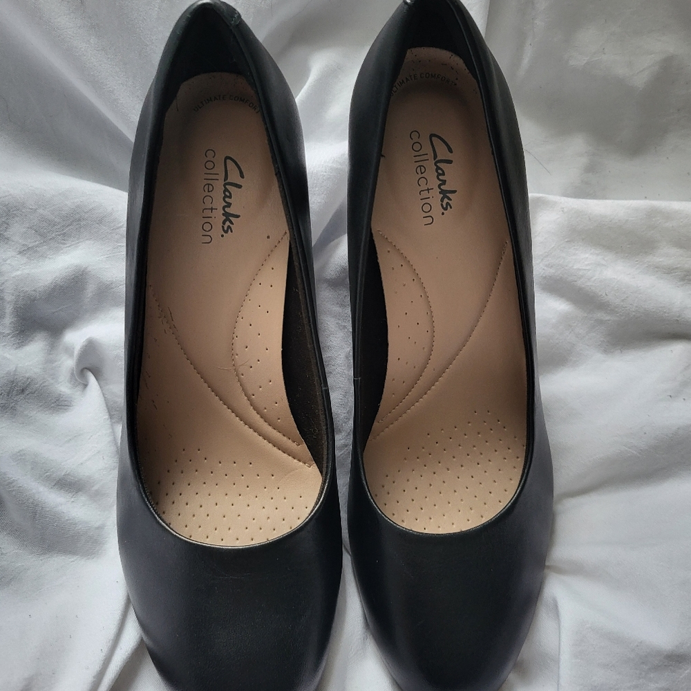 Clarks size 10 Shoes